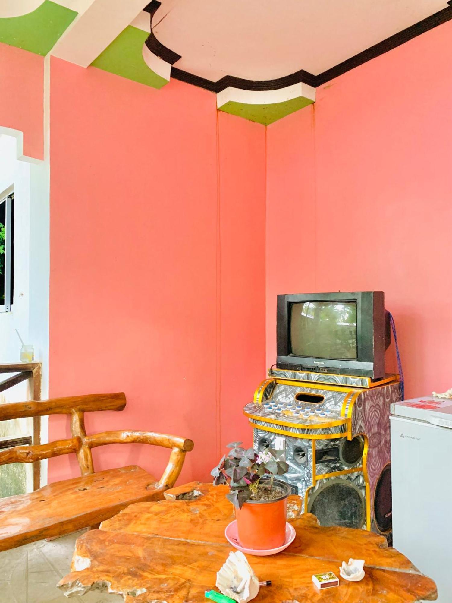 Masayay Homestay Starlink And Generator Santa Monica  Exterior photo